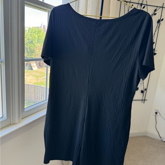 SHEIN Blue Short Sleeve T-Shirt V-Neck - Picture 2 of 3